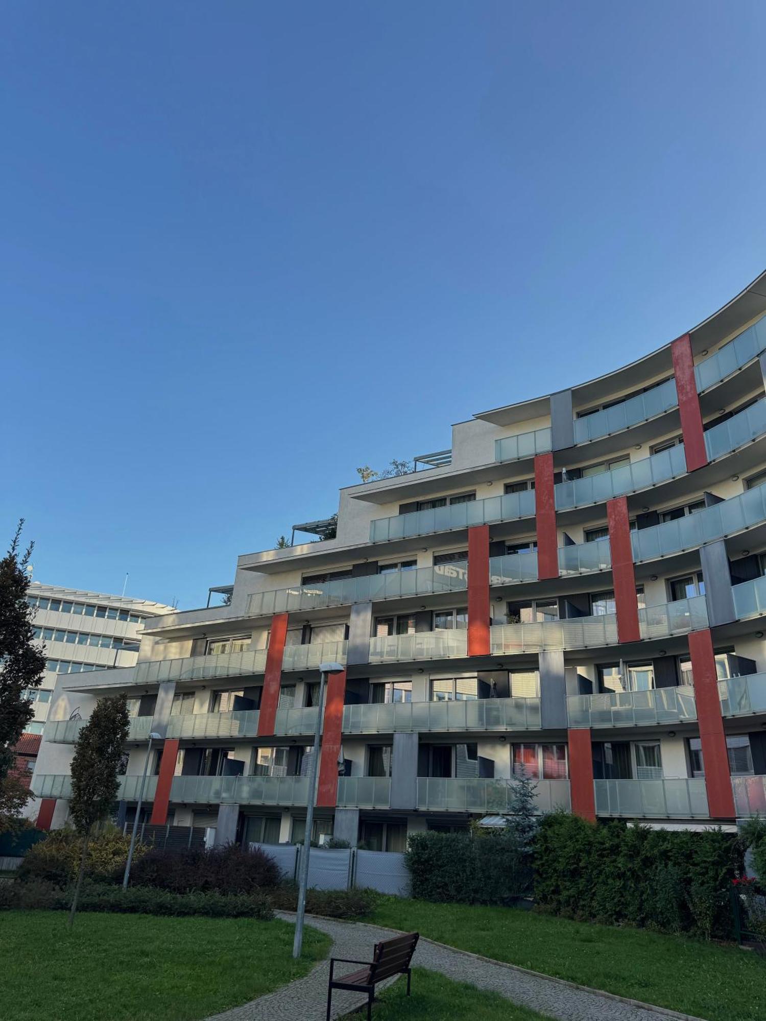 Apartman Palma - 15 Min Od Centra Prahy Praha Eksteriør bilde